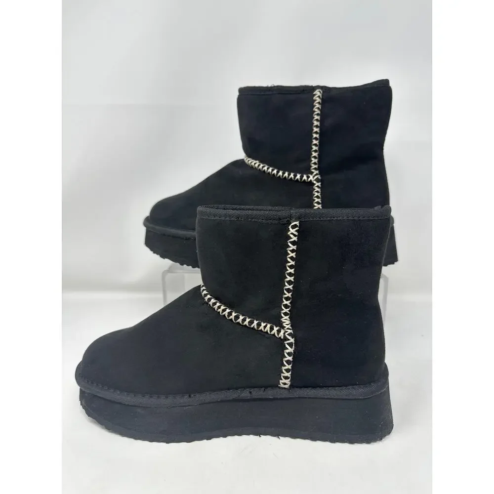 NWT Arizona Black Cozy Stitch Short Winter Boots SIZE 8